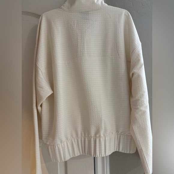 The North Face Women's Tekware Grid 1/4 Zip Jacket - Picture 6 of 6